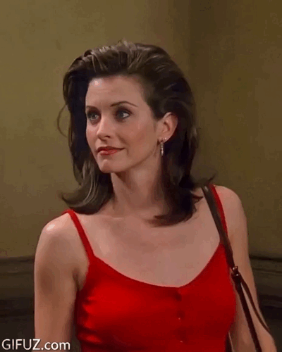 Monica blows a kiss in Friends.